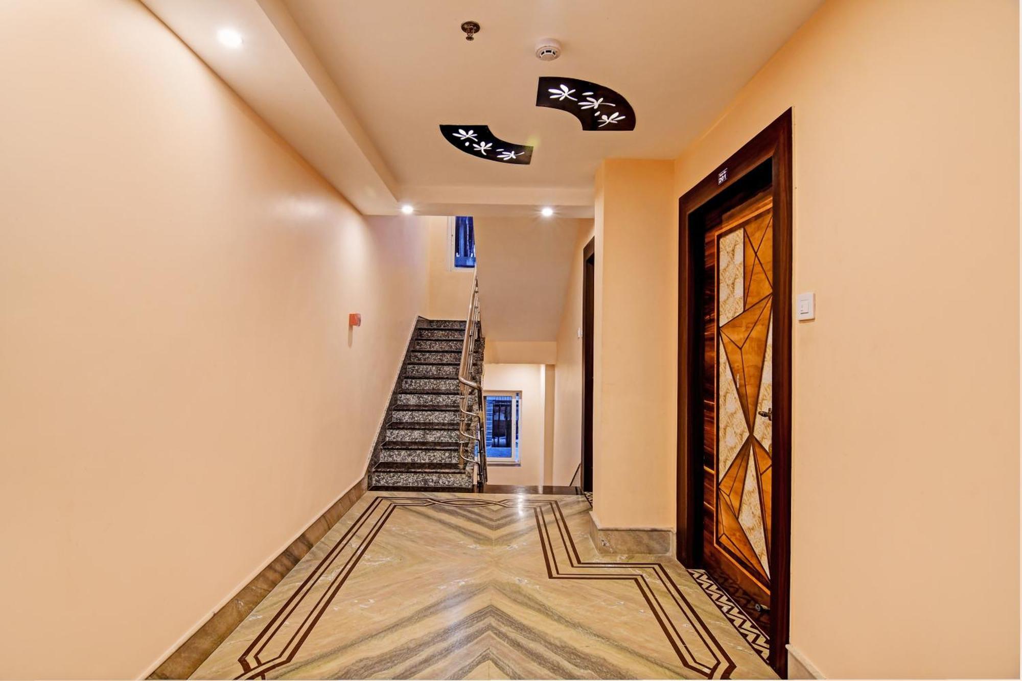 Townhouse The Grand Touch & The Royal Touch Hotel Digha  Luaran gambar