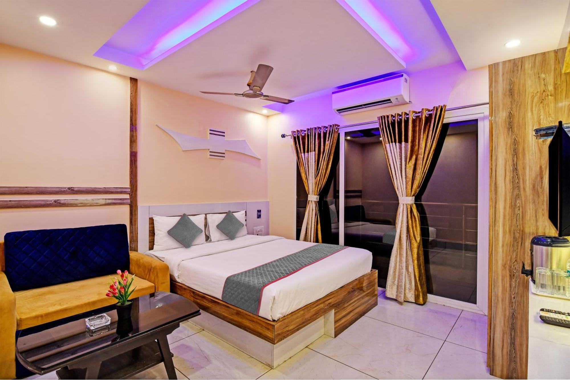 Townhouse The Grand Touch & The Royal Touch Hotel Digha  Luaran gambar