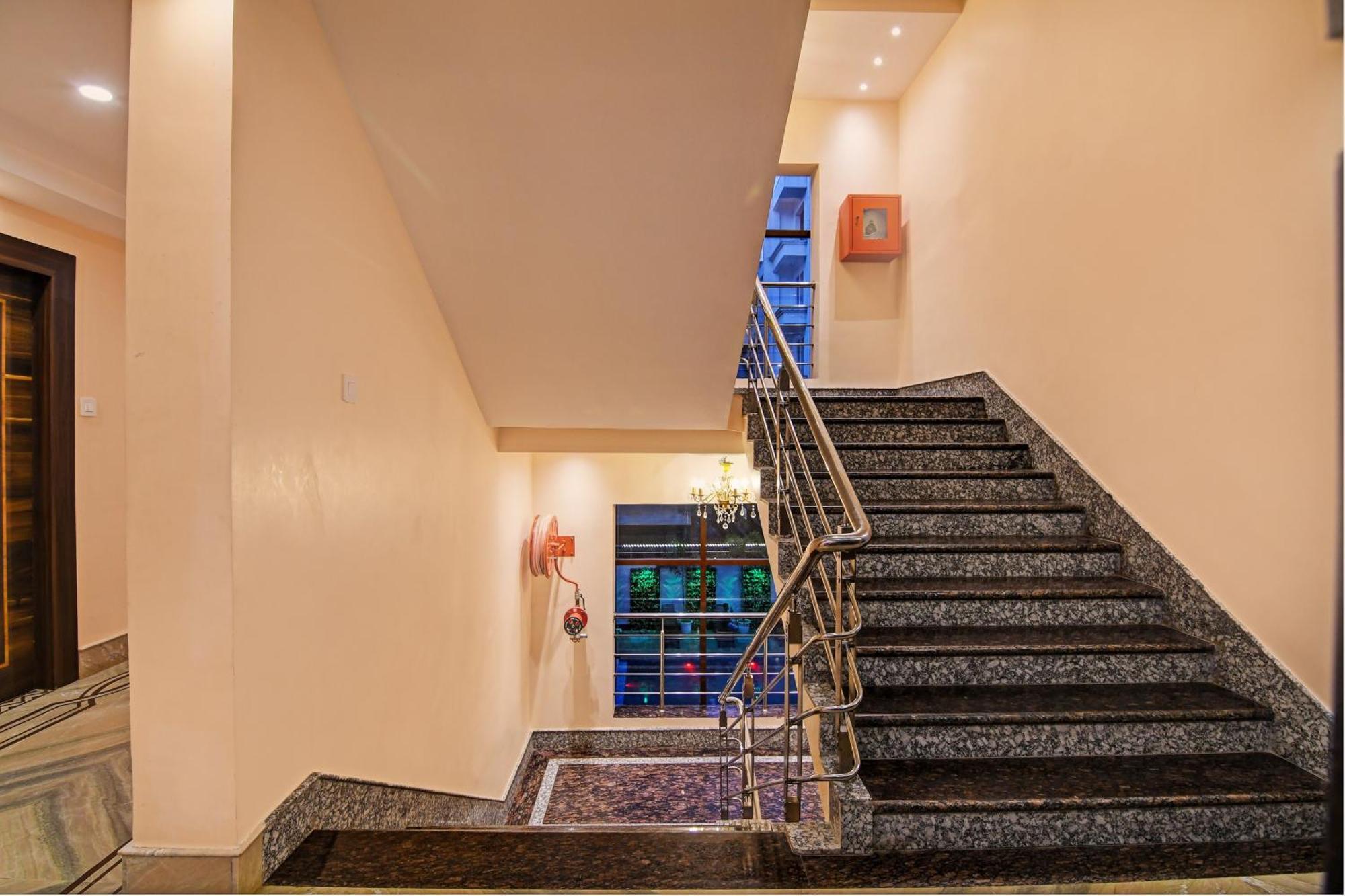 Townhouse The Grand Touch & The Royal Touch Hotel Digha  Luaran gambar