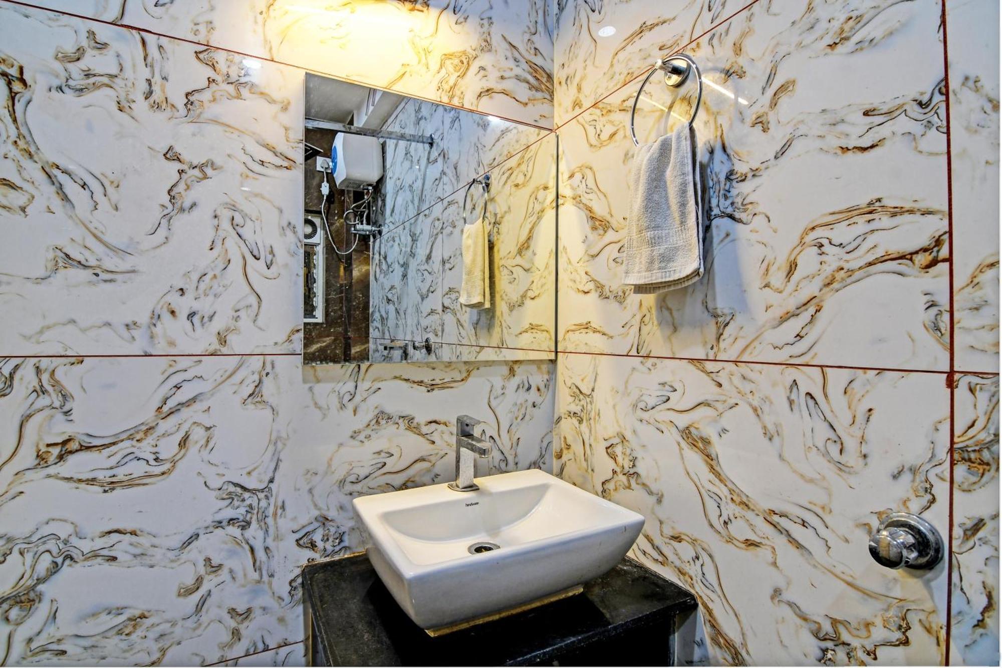 Townhouse The Grand Touch & The Royal Touch Hotel Digha  Luaran gambar